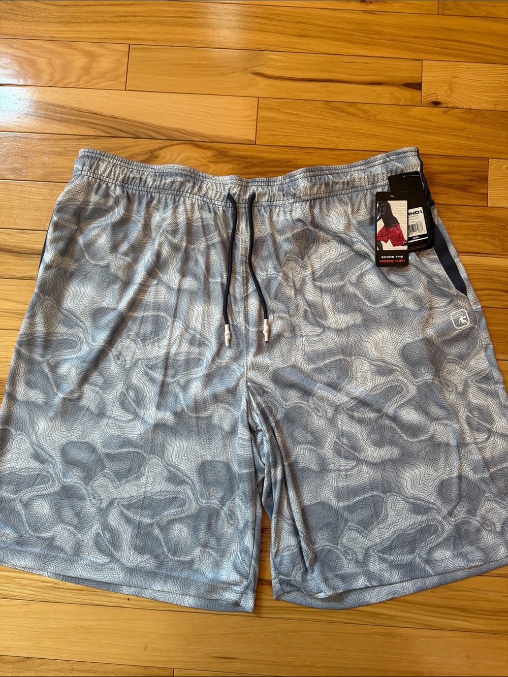 And1 Men’s Gray Patterned Athletic Basketball Sports Shorts with Drawstring